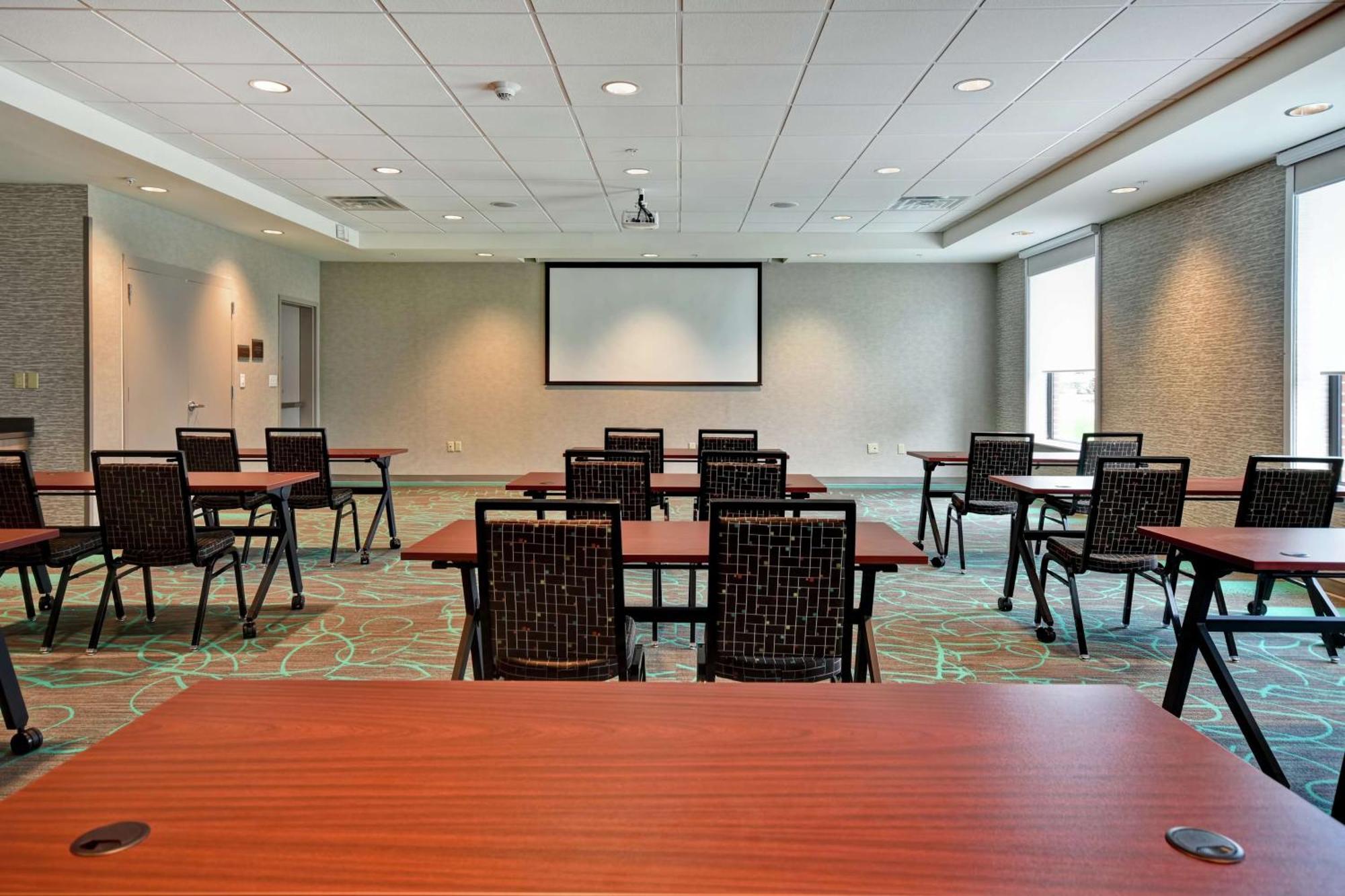 Home2 Suites By Hilton Amherst Buffalo Экстерьер фото