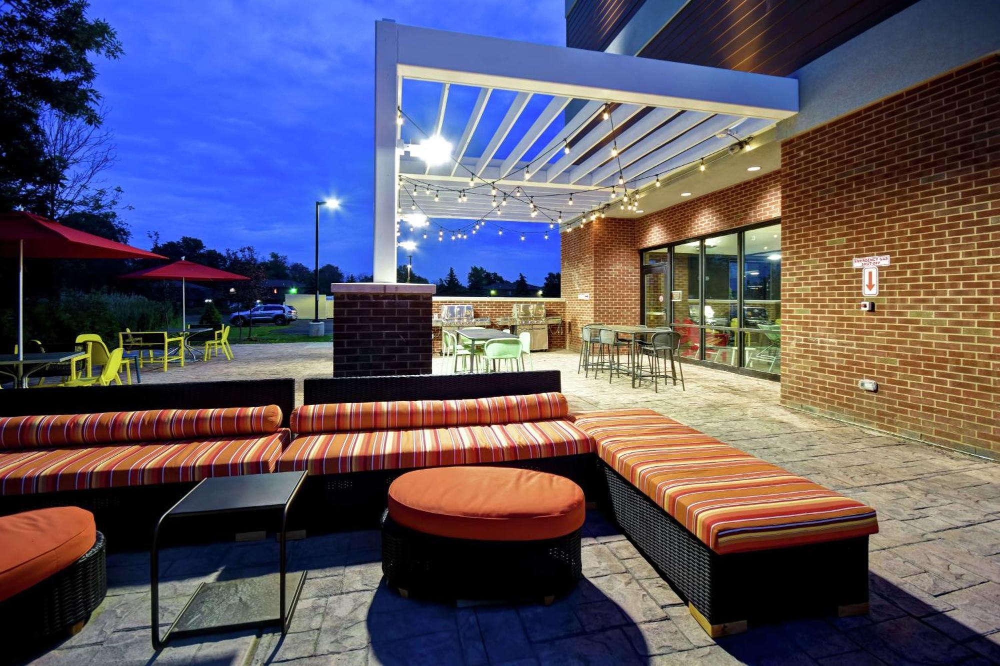 Home2 Suites By Hilton Amherst Buffalo Экстерьер фото