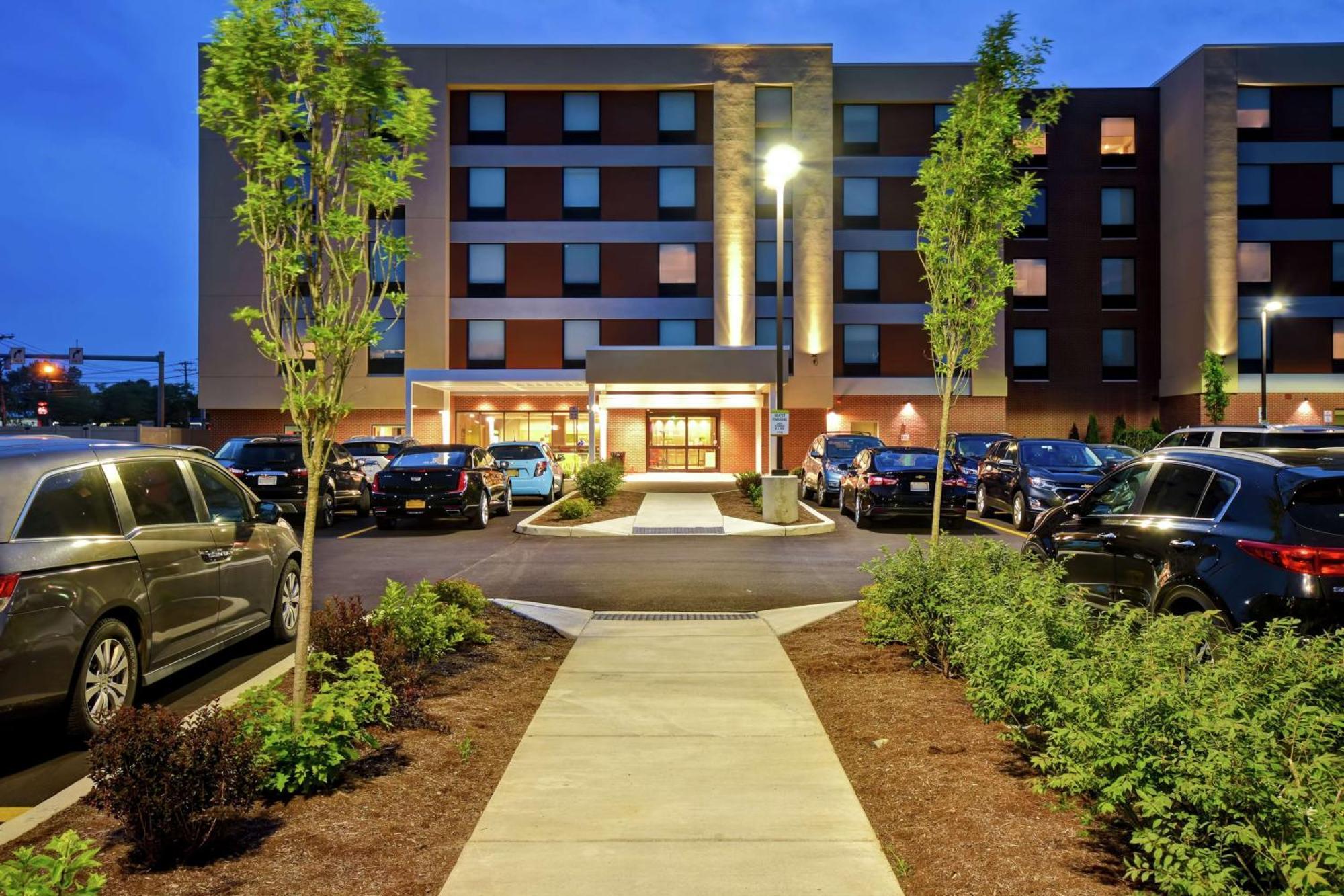 Home2 Suites By Hilton Amherst Buffalo Экстерьер фото